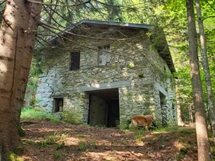 Casa trilocale in vendita in Scopello Vercelli Piemonte Italia, Scopello