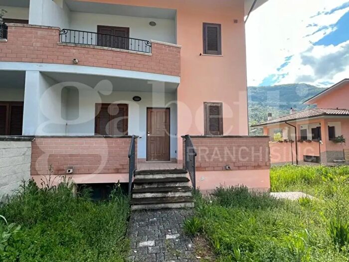 Casa in vendita in Ssbis, Rieti