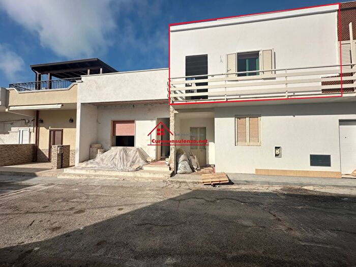 Appartamento trilocale in vendita in Via Bari, Taviano