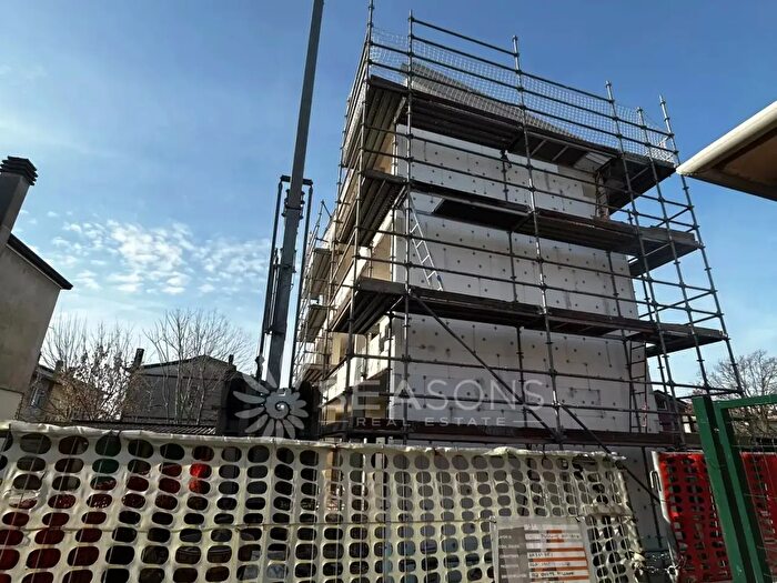 Case in Vendita e in Affitto - 3