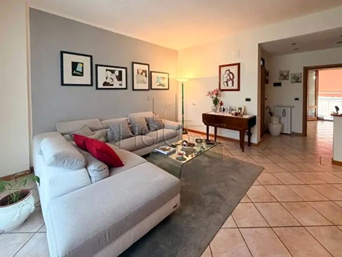 Appartamento con 5 locali in vendita in Via Setteponti, Castiglion Fibocchi