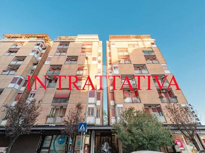 Appartamento bilocale in vendita in Via Eugenio Torelli Viollier, Roma