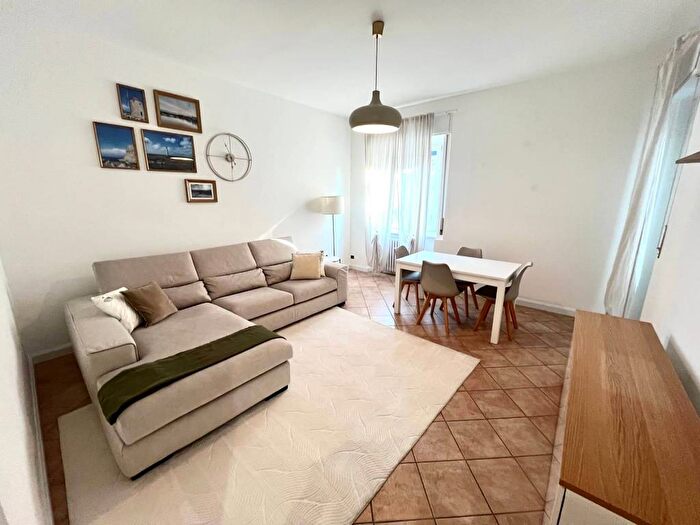 Appartamento quadrilocale in vendita in Via Martiri del Kiwu, Porta Torino, Vercelli