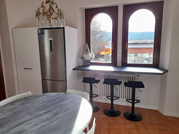 Appartamento trilocale in affitto in Via Martiri della Libertà, Centro, Sorisole