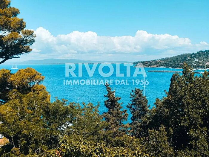 Appartamento trilocale in affitto in Via Aia del Dottore, Monte Argentario