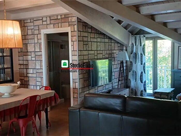 Appartamento quadrilocale in vendita in Via Offamilio, Agrigento