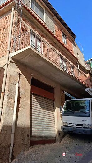 Appartamento quadrilocale in vendita in Pressi Chiesa Duomo, Ali Terme