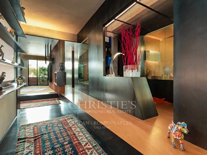Appartamento con 5 locali in affitto in Via Lovanio, Roma