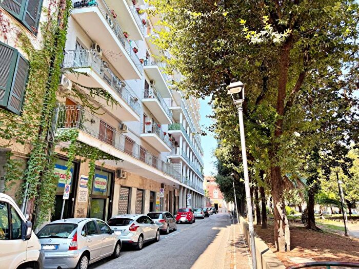 Appartamento quadrilocale in affitto in Piazza Principe Amedeo, Aversa