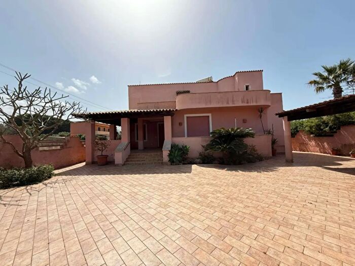 Casa con 5 locali in vendita in Contrada Berbarello, Marsala