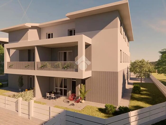 Appartamento quadrilocale in vendita in Via Angelo Morini, Scandiano