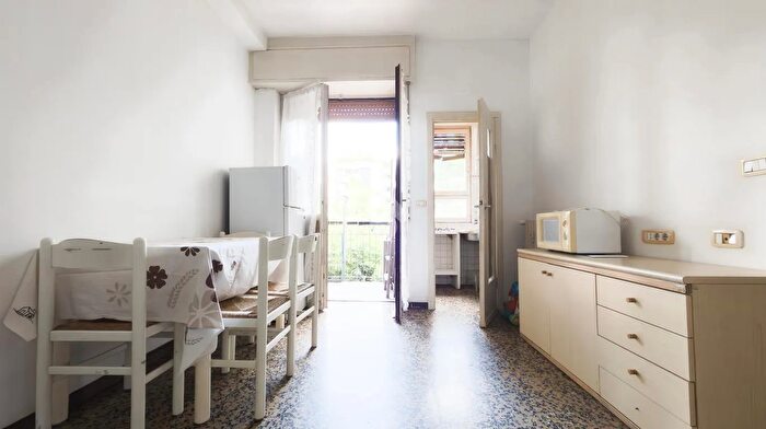 Appartamento monolocale in vendita in Viale Puglie, Milano