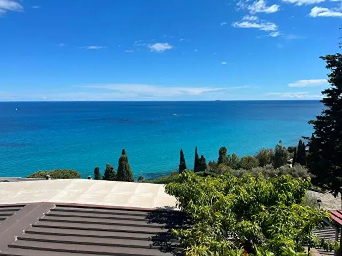 Casa trilocale in vendita in Via Francesco Maria Giancardi, Alassio