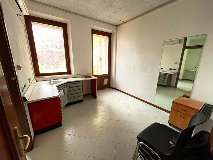 Appartamento con 5 locali in vendita in Centro, Isola della Scala