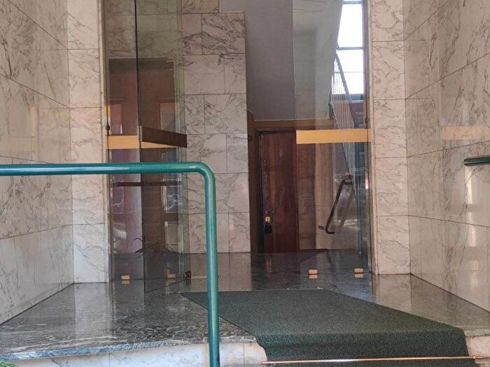 Appartamento bilocale in affitto in Via Lorenteggio, Giambellino, Milano