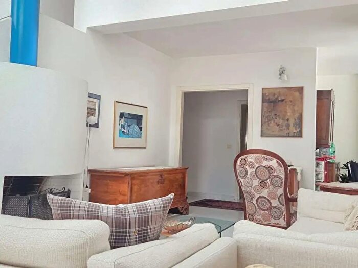Casa con 6 locali in vendita in Bitonto