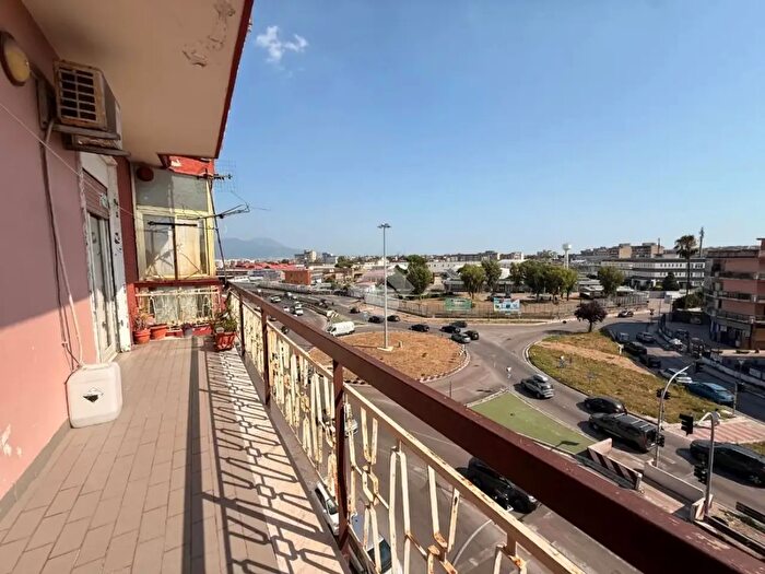 Appartamento trilocale in vendita in Via CEsterna, Casavatore
