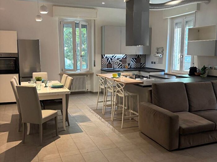 Appartamento quadrilocale in affitto in Via Montebello, Stadio Cittadella, Parma