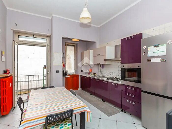 Appartamento quadrilocale in vendita in Via Cesare Balbo, Torino