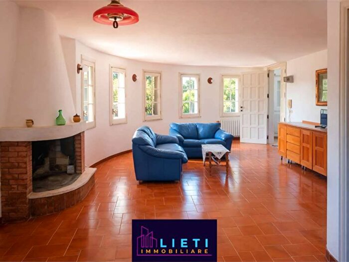 Appartamento trilocale in affitto in Via Calata latorretta, Tamburi Lido Azzurro, Taranto