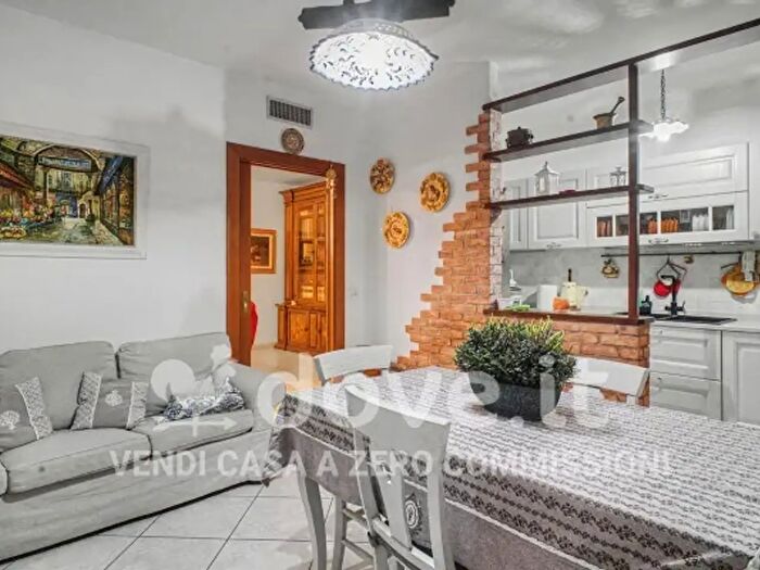 Casa quadrilocale in vendita in Via Mesole, Crispiano