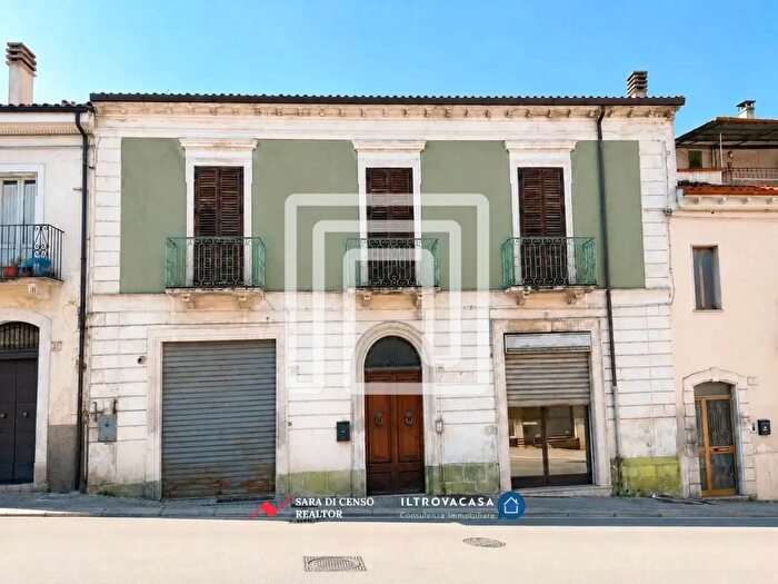 Casa con 7 locali in vendita in Via Fiume, Sulmona