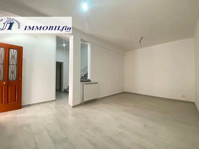 Casa con 5 locali in vendita in Viale Europa, Villabate