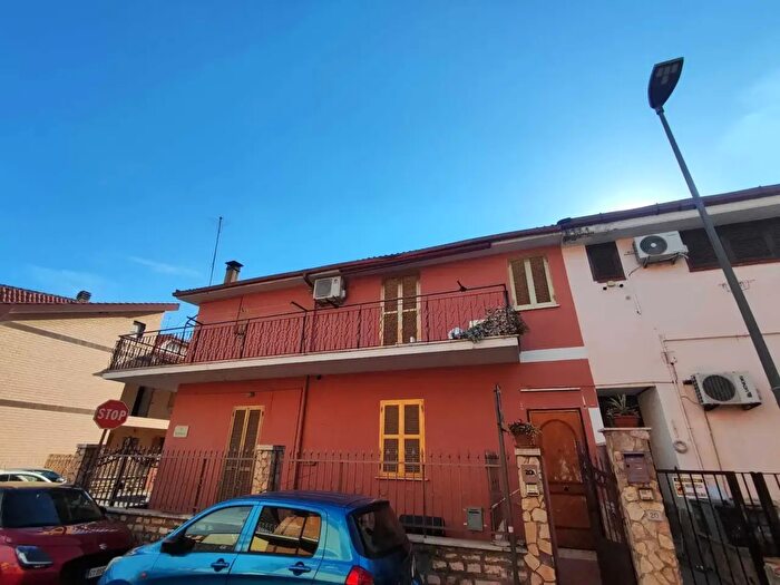 Appartamento bilocale in vendita in Via Ravenna, Guidonia Montecelio
