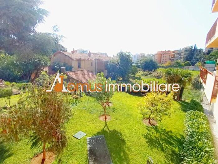 Appartamento bilocale in vendita in Via Privata Naselli Feo, Taggia