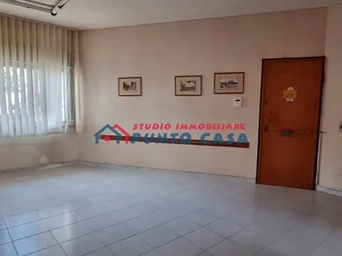 Appartamento quadrilocale in affitto in Via Virgilio, Trapani