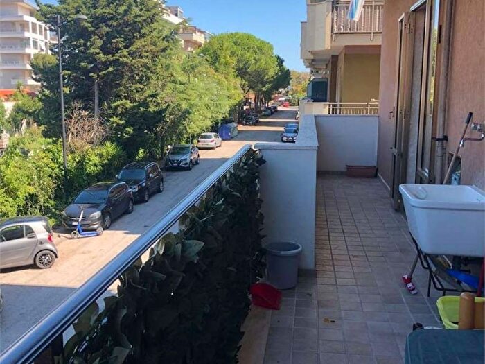 Appartamento quadrilocale in affitto in Felice Barnabei, Stadio Lungomare Colombo, Pescara