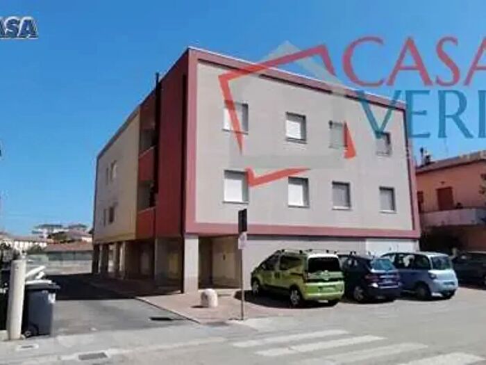 Appartamento trilocale in vendita in Via Sanzio, Chiaravalle