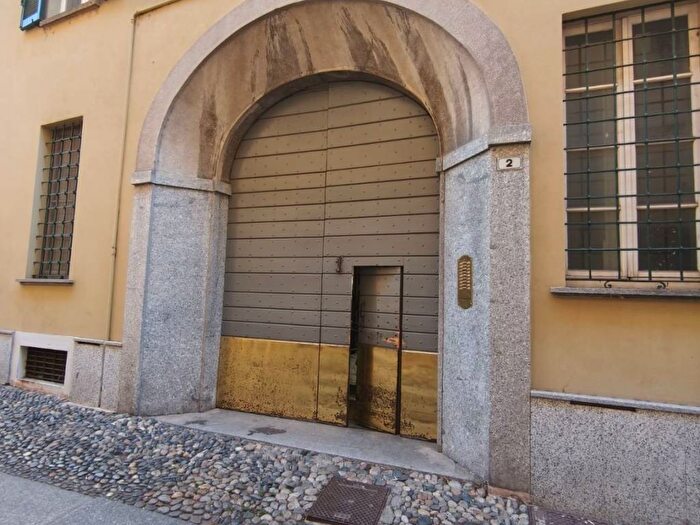 Appartamento monolocale in affitto in Via Sant'Ulderico, Centro Storico, Pavia