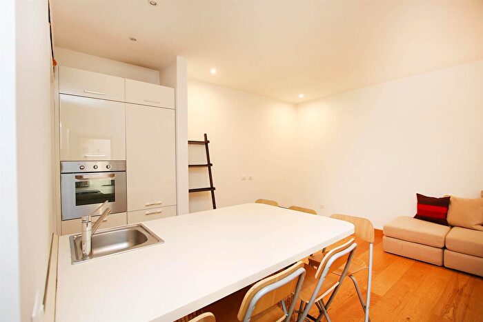 Appartamento bilocale in affitto in Corso di Porta Vigentina, Milano