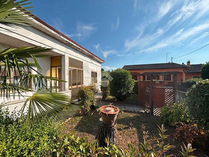 Casa trilocale in vendita in Via Roma, Solesino