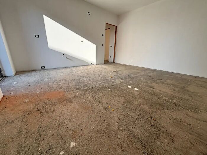 Appartamento trilocale in vendita in Rezzato