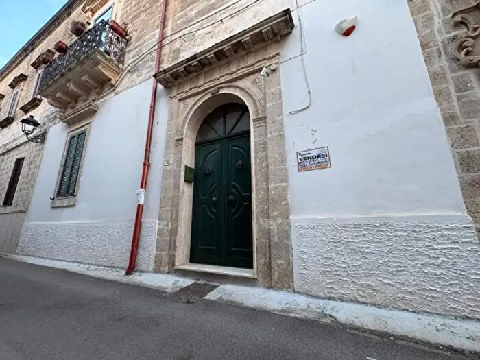 Appartamento con 6 locali in vendita in Via Serafino Gatti, Manduria