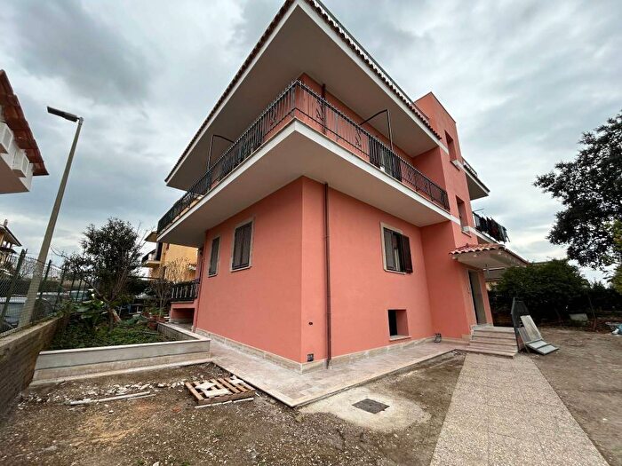 Appartamento bilocale in affitto in Via Rita Rosani, Casalotti, Roma