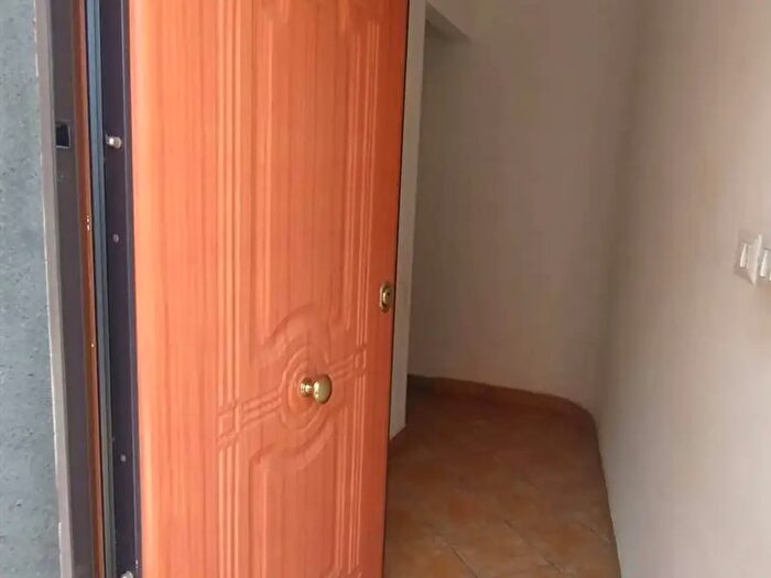 Appartamento trilocale in affitto in Via Dante Aligheri, Aci Sant'Antonio