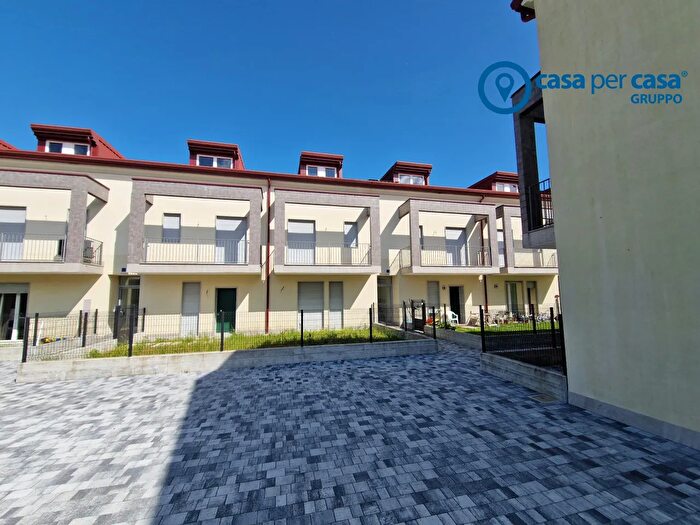 Appartamento quadrilocale in vendita in Via del Bosco, Chioggia