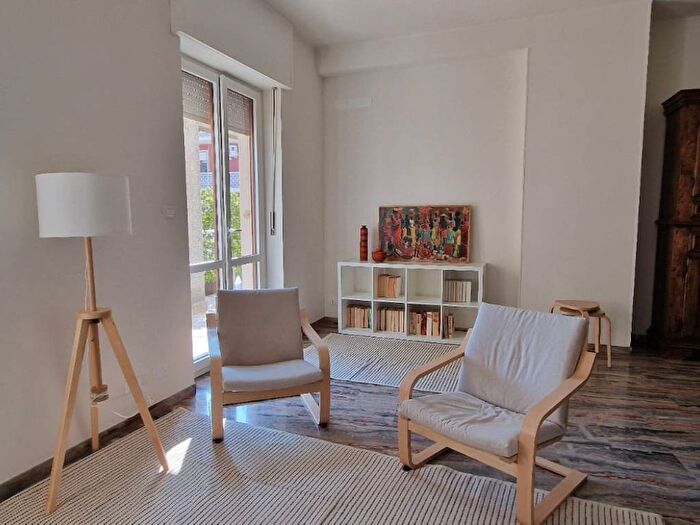 Casa con 5 locali in affitto in Piazza Madre Teresa di Calcutta, Borgo Rovereto Piscina, Alessandria