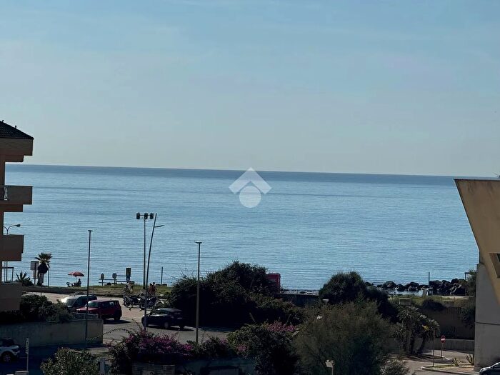 Appartamento bilocale in vendita in Largo del Porto di Roma, Roma