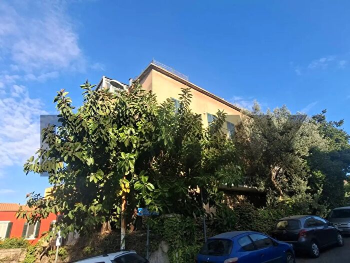 Appartamento trilocale in affitto in Cagliari
