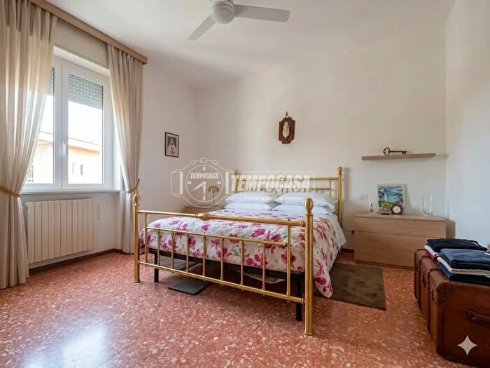 Appartamento bilocale in vendita in Desenzano Del Garda