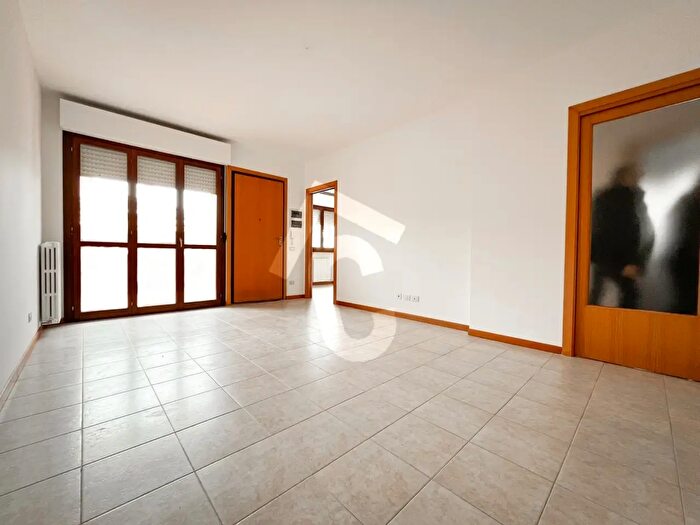 Appartamento trilocale in vendita in Jesi