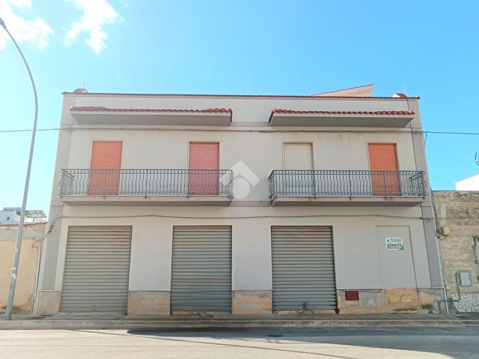 Casa quadrilocale in vendita in Via delle Oreadi, Trapani