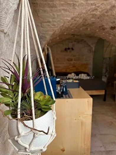 Casa con 6 locali in vendita in Ostuni