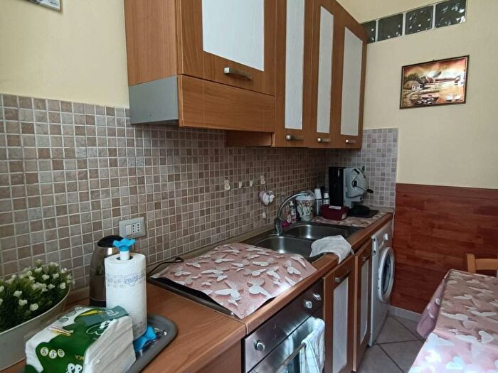 Appartamento bilocale in affitto in Via Santa Chiara, Centro Storico, Napoli