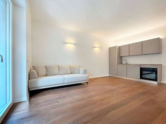 Appartamento bilocale in affitto in Via Emilio Morosini, Cadore, Milano