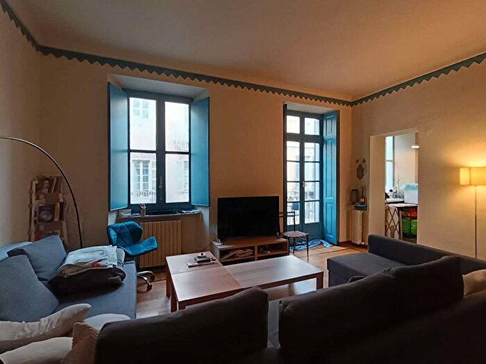 Appartamento trilocale in affitto in via Accademia Albertina, Via della Rocca, Torino